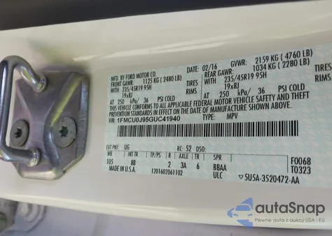 2016 Ford Escape Titanium из США, поврежденный, VIN 1FMCU0J95GUC41940